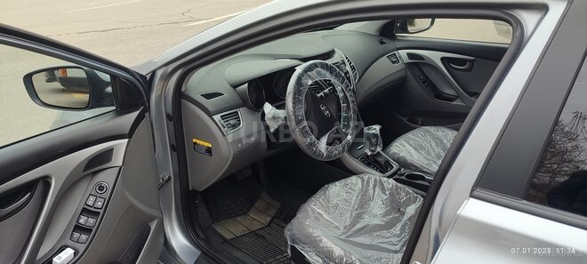 Hyundai Elantra 2016, 96,000 km - 1.8 л - Yevlax