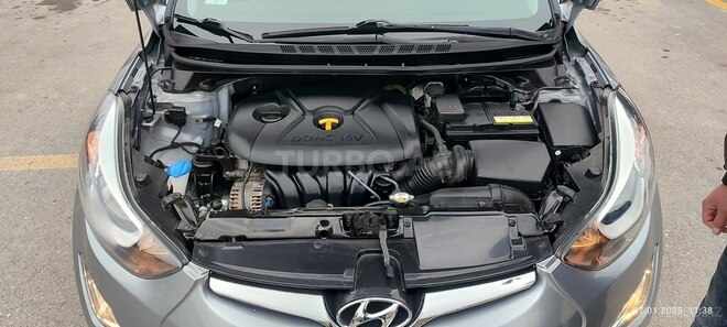 Hyundai Elantra 2016, 96,000 km - 1.8 л - Yevlax