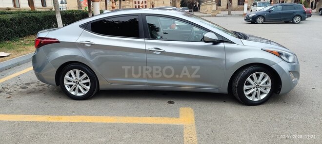 Hyundai Elantra 2016, 96,000 km - 1.8 л - Yevlax