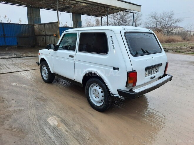 LADA (VAZ) Niva 1987, 670,532 km - 1.6 l - Salyan