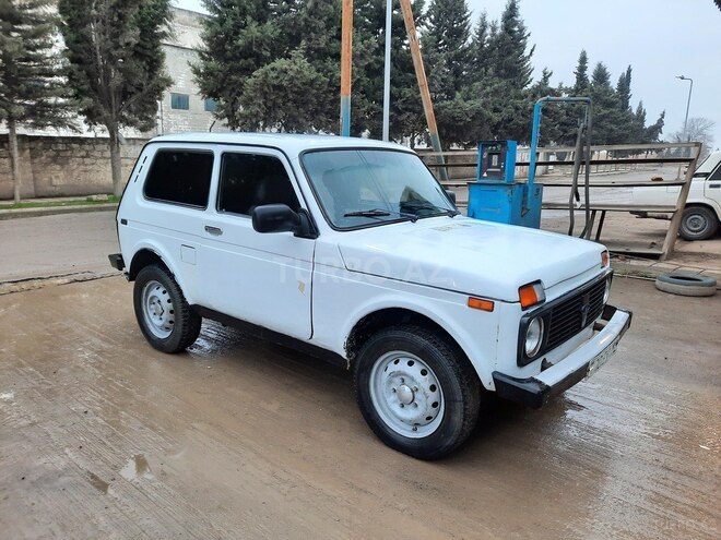 LADA (VAZ) Niva 1987, 670,532 km - 1.6 l - Salyan