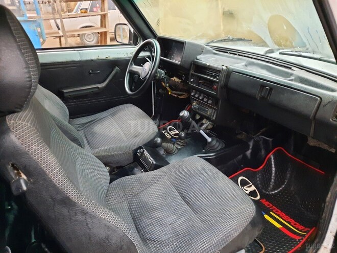 LADA (VAZ) Niva 1987, 670,532 km - 1.6 l - Salyan