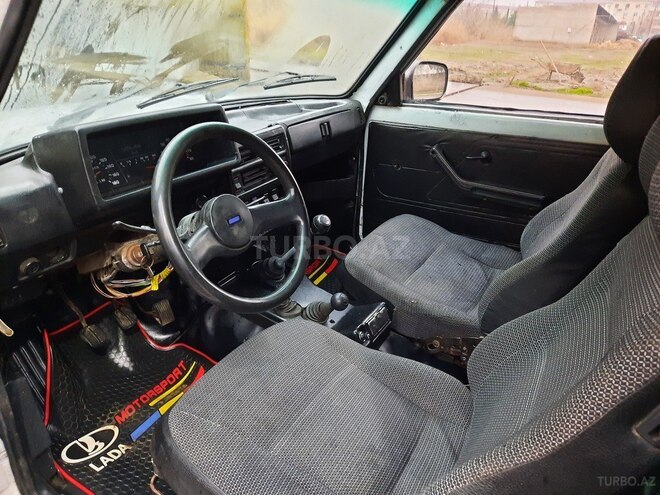 LADA (VAZ) Niva 1987, 670,532 km - 1.6 l - Salyan