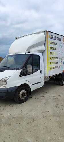 Ford Transit-4