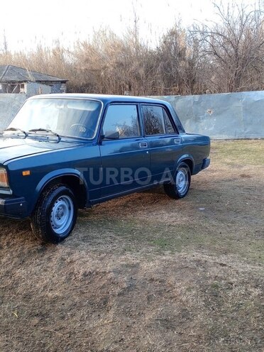 LADA (VAZ) 2107 2005, 85,000 km - 1.6 л - Ucar