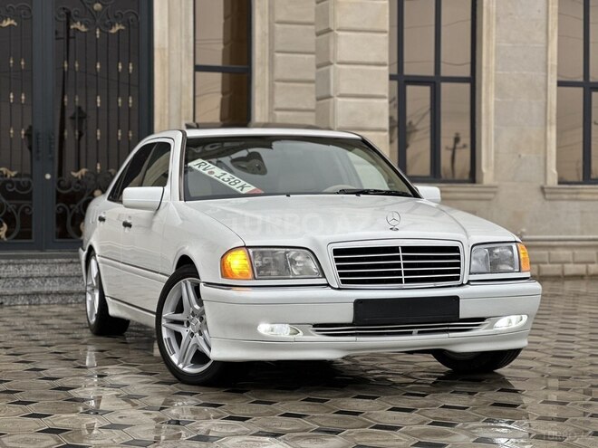 Mercedes C 230 2000, 218,080 km - 2.3 l - Saatlı
