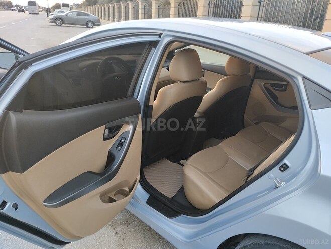 Hyundai Elantra 2012, 172,657 km - 1.8 l - Bakı