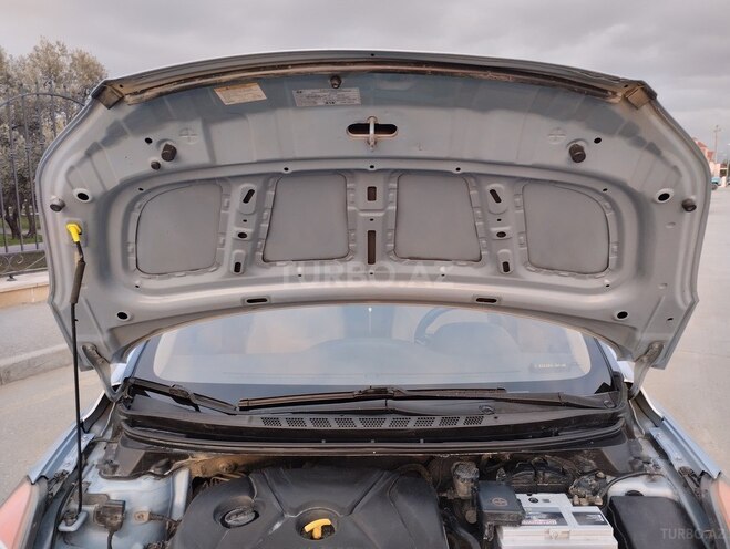 Hyundai Elantra 2012, 172,657 km - 1.8 l - Bakı