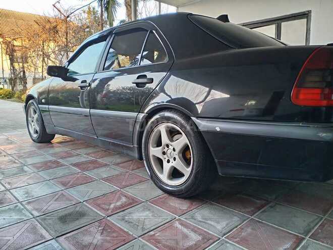 Mercedes C 180 1997, 420,000 km - 1.8 л - Göyçay