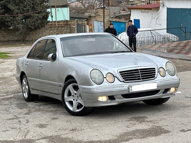 Mercedes E 220 d 2000, 267,000 km - 2.2 l - Bakı