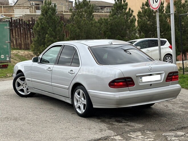 Mercedes E 220 d 2000, 267,000 km - 2.2 l - Bakı