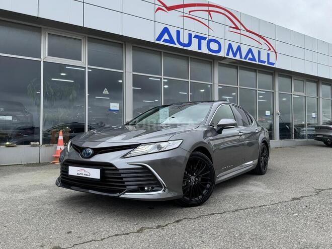 Toyota Camry-1