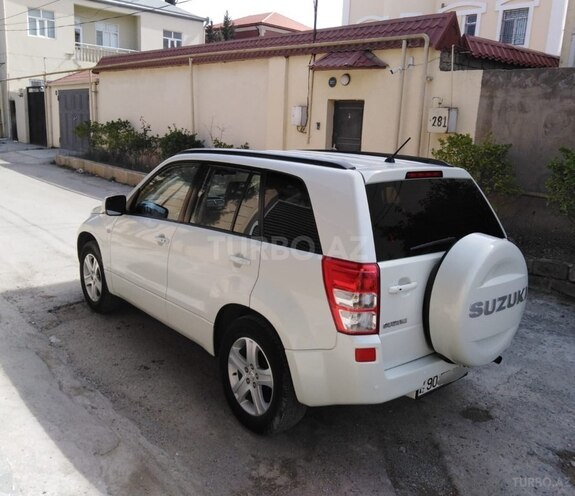 Suzuki Grand Vitara 2006, 300,000 km - 2.0 л - Bakı