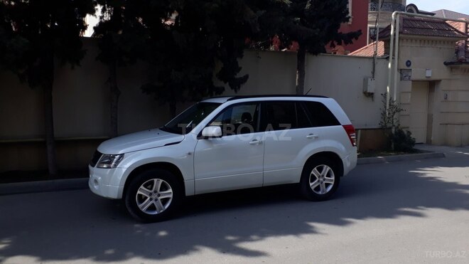 Suzuki Grand Vitara 2006, 300,000 km - 2.0 л - Bakı