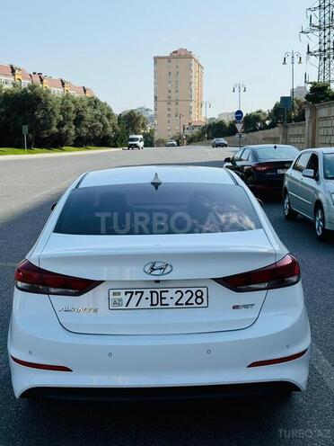 Hyundai Avante 2015, 209,000 km - 1.6 л - Bakı