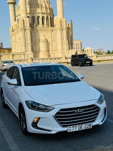 Hyundai Avante 2015, 209,000 km - 1.6 л - Bakı