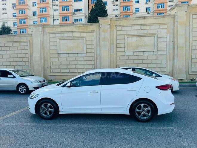 Hyundai Avante 2015, 209,000 km - 1.6 л - Bakı