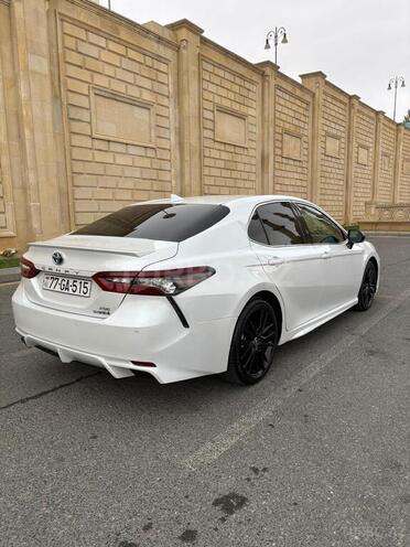 Toyota Camry-6