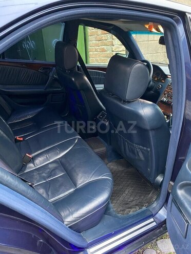 Mercedes E 230 1997, 568,000 km - 2.3 l - Şəki