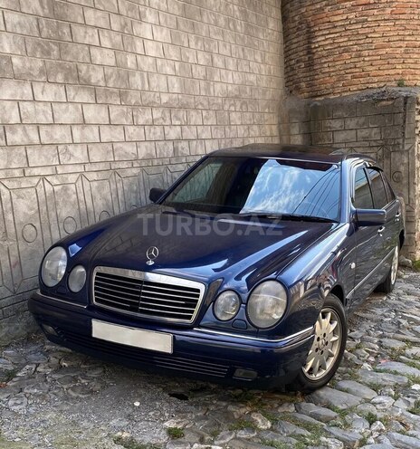 Mercedes E 230 1997, 568,000 km - 2.3 l - Şəki