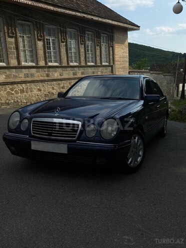 Mercedes E 230 1997, 568,000 km - 2.3 l - Şəki