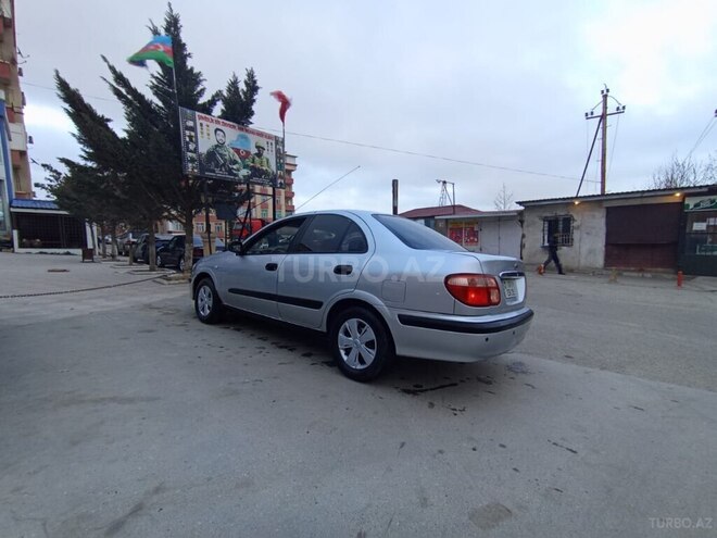 Nissan Sunny 2003, 280,000 km - 1.6 l - Bakı