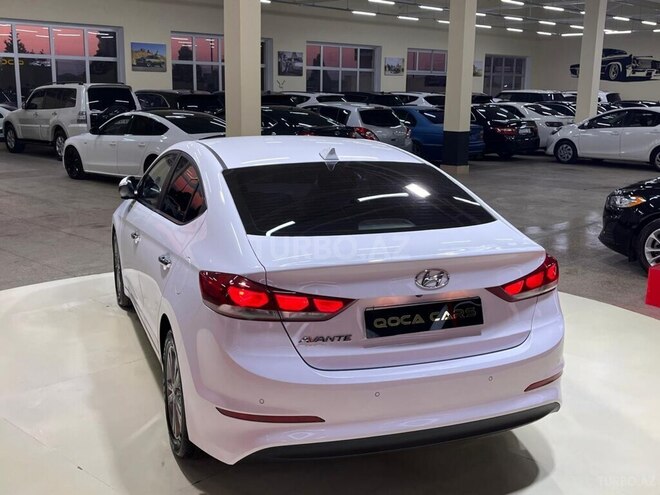 Hyundai Avante-11