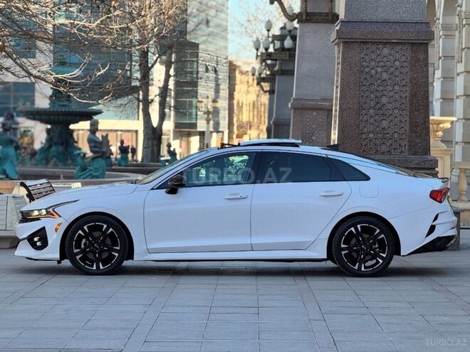 Kia K5-3