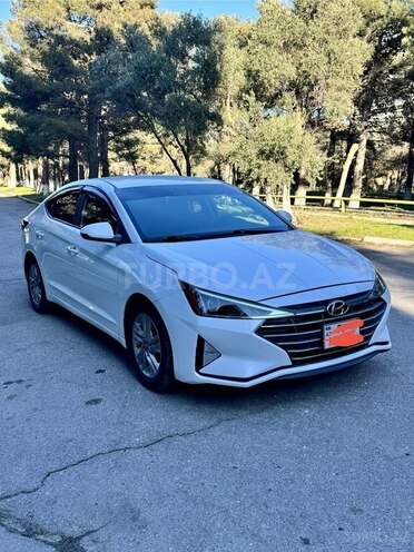 Hyundai Elantra 2018, 218,871 km - 2.0 l - Bakı