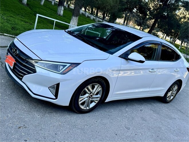 Hyundai Elantra 2018, 218,871 km - 2.0 l - Bakı