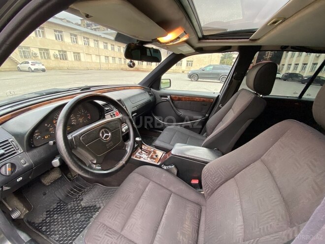 Mercedes C 200 2000, 390,000 km - 2.0 l - Bakı