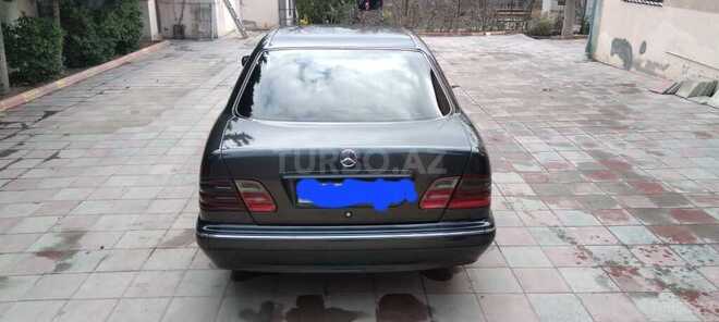 Mercedes E 220 d 2000, 400,000 km - 2.2 l - Bakı