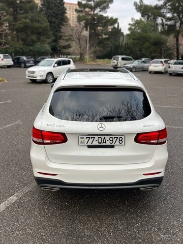 Mercedes GLC 300 e 4MATIC 2017, 48,063 km - 2.0 l - Bakı