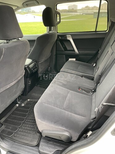 Toyota Land Cruiser Prado 2018, 121,000 km - 2.7 л - Bakı