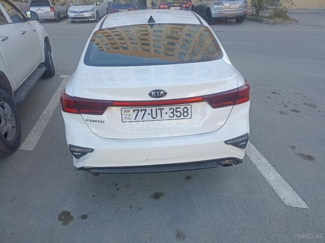 Kia Forte 2021, 240,000 km - 2.0 л - Bakı