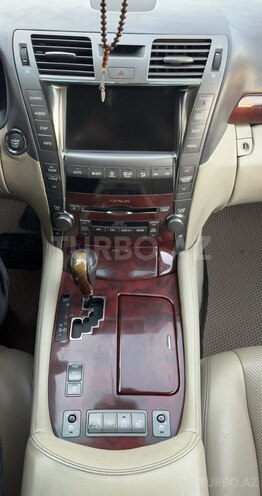 Lexus LS 460 2009, 250,000 km - 4.6 l - Bakı