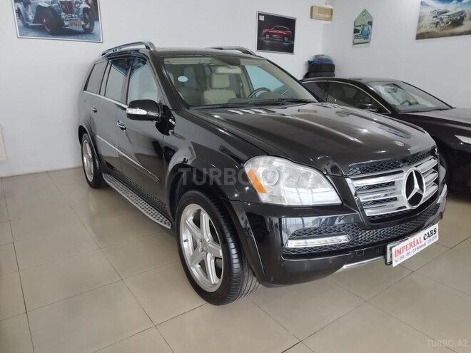 Mercedes GL 550-3