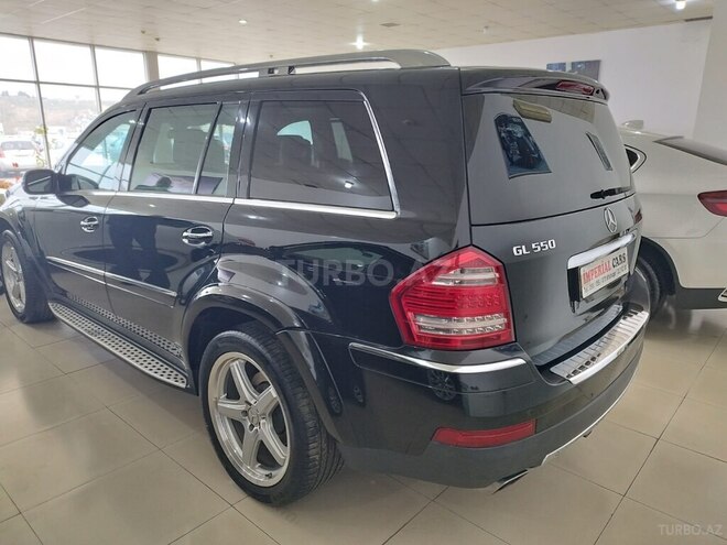 Mercedes GL 550-5