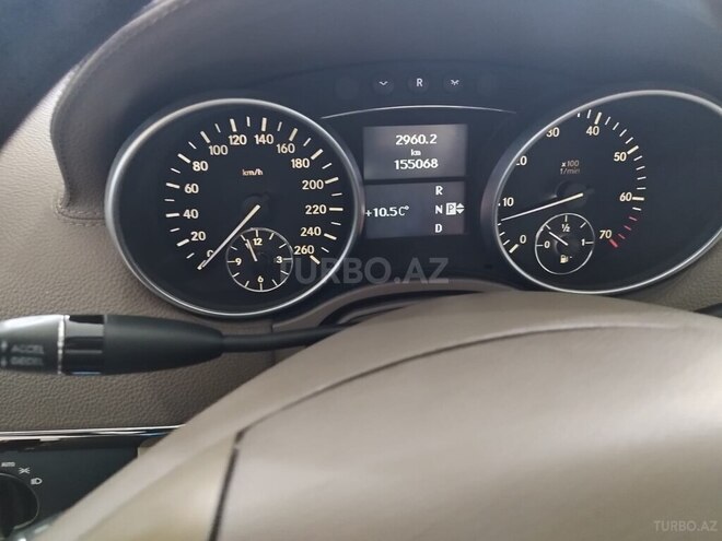 Mercedes GL 550-11