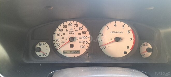 Nissan Pathfinder 1999, 270,760 km - 3.3 l - Gəncə