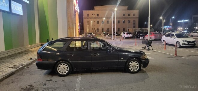 Mercedes C 240 1998, 265,000 km - 2.4 л - Sumqayıt