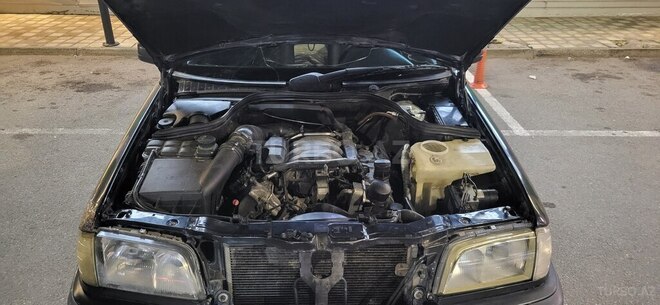 Mercedes C 240 1998, 265,000 km - 2.4 л - Sumqayıt
