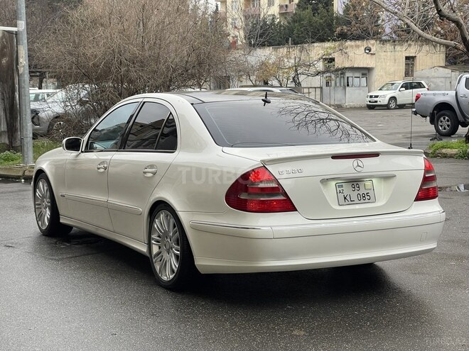 Mercedes E 320 2004, 286,000 km - 3.2 l - Bakı