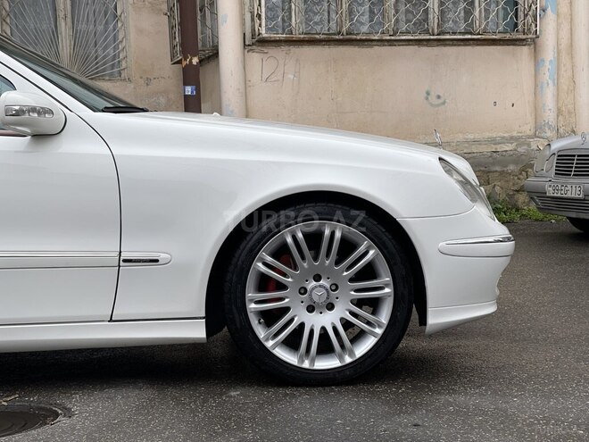 Mercedes E 320 2004, 286,000 km - 3.2 l - Bakı