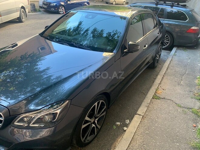 Mercedes E 220 d 2015, 168,000 km - 2.2 л - Bakı