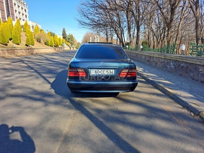 Mercedes E 200 2000, 280,000 km - 2.0 l - Tovuz