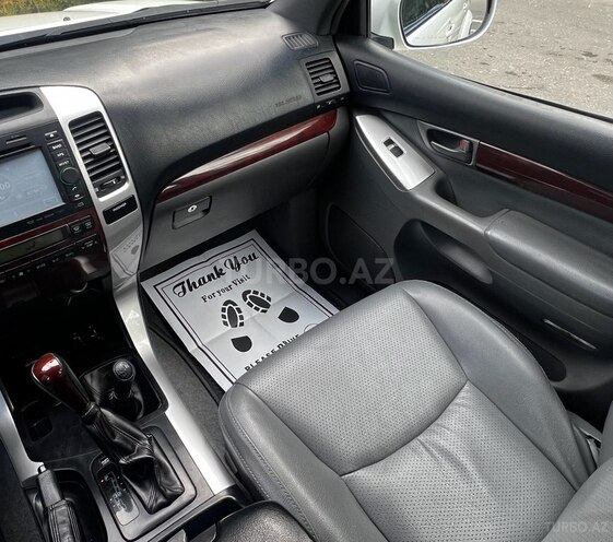 Toyota Land Cruiser Prado 2009, 180,000 km - 2.7 л - Bakı
