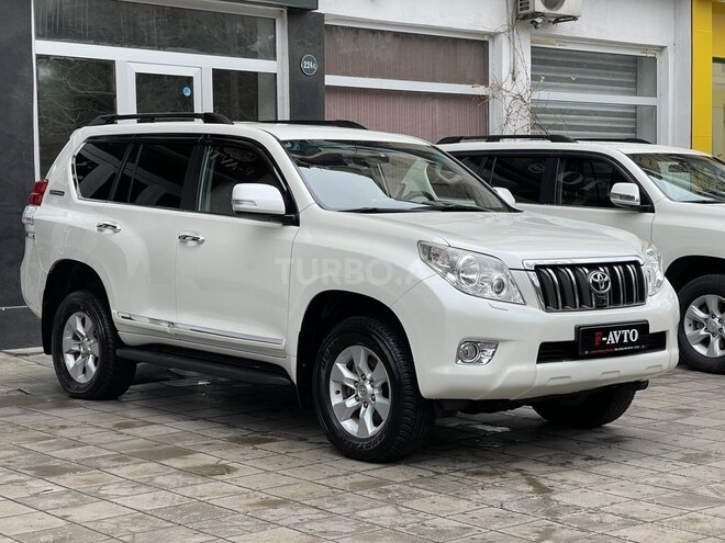 Toyota Land Cruiser Prado-3