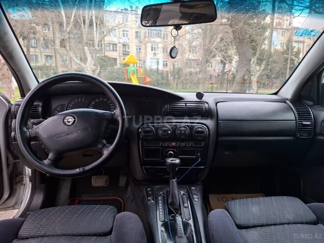 Opel Omega 1998, 445,000 km - 2.0 л - Bakı