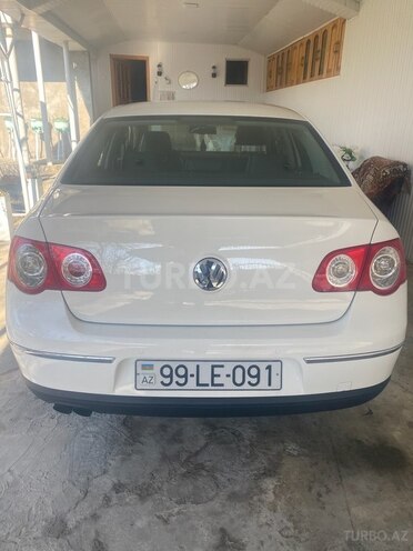 Volkswagen Passat 2010, 125,000 km - 2.0 l - Qax